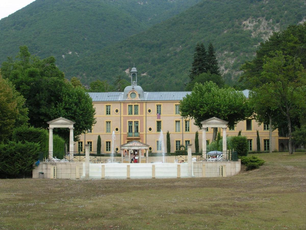 Appartement Chateau Des Gipieres Montbrun-les-Bains Dış mekan fotoğraf